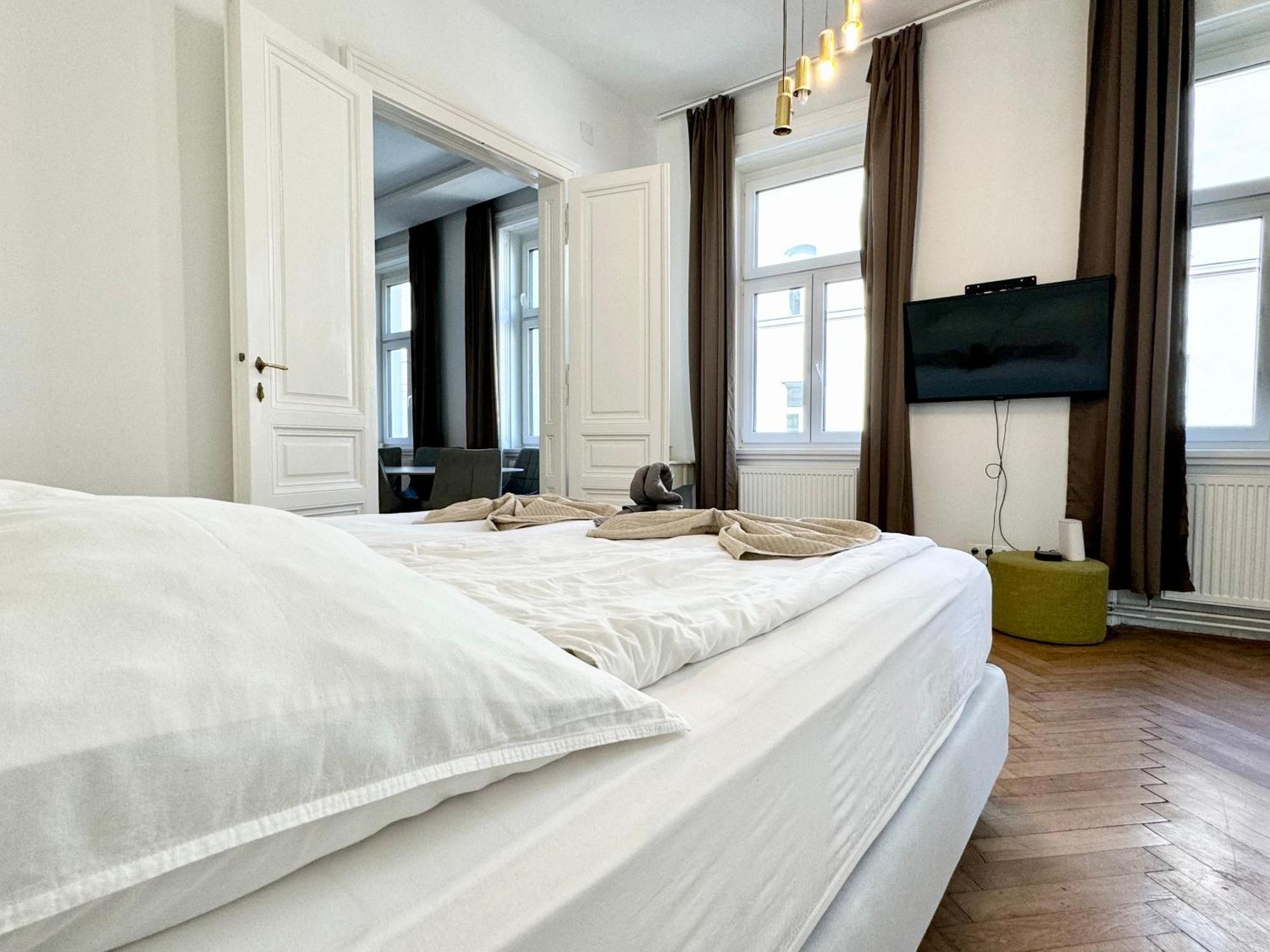Premium Apartment Located At The Famous Vienna Kutschkermarkt Buitenkant foto