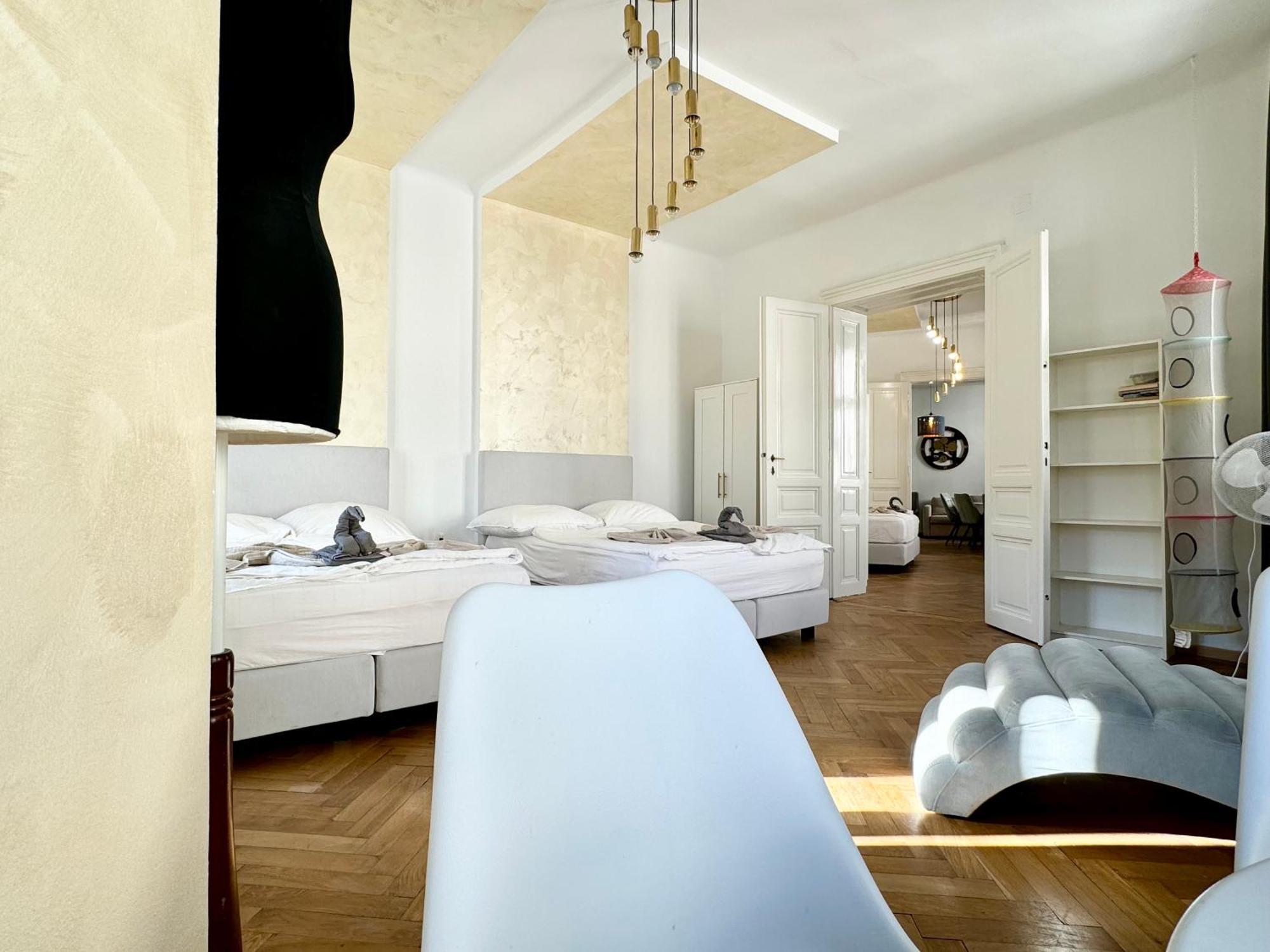 Premium Apartment Located At The Famous Vienna Kutschkermarkt Buitenkant foto