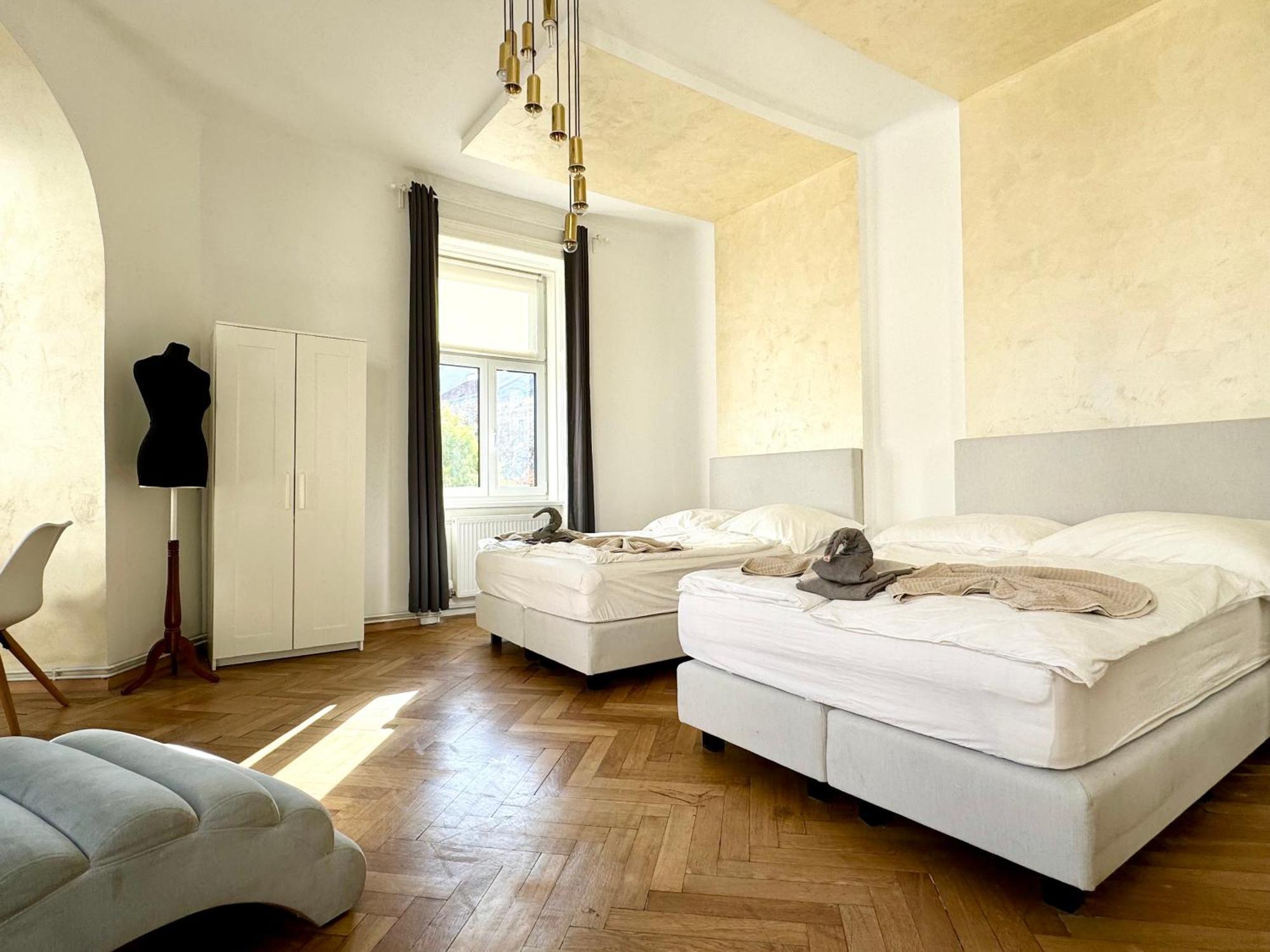 Premium Apartment Located At The Famous Vienna Kutschkermarkt Buitenkant foto
