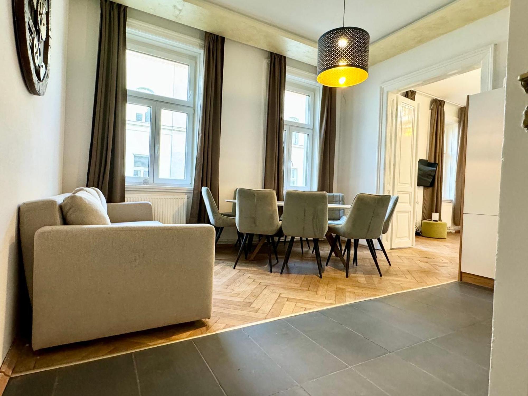 Premium Apartment Located At The Famous Vienna Kutschkermarkt Buitenkant foto